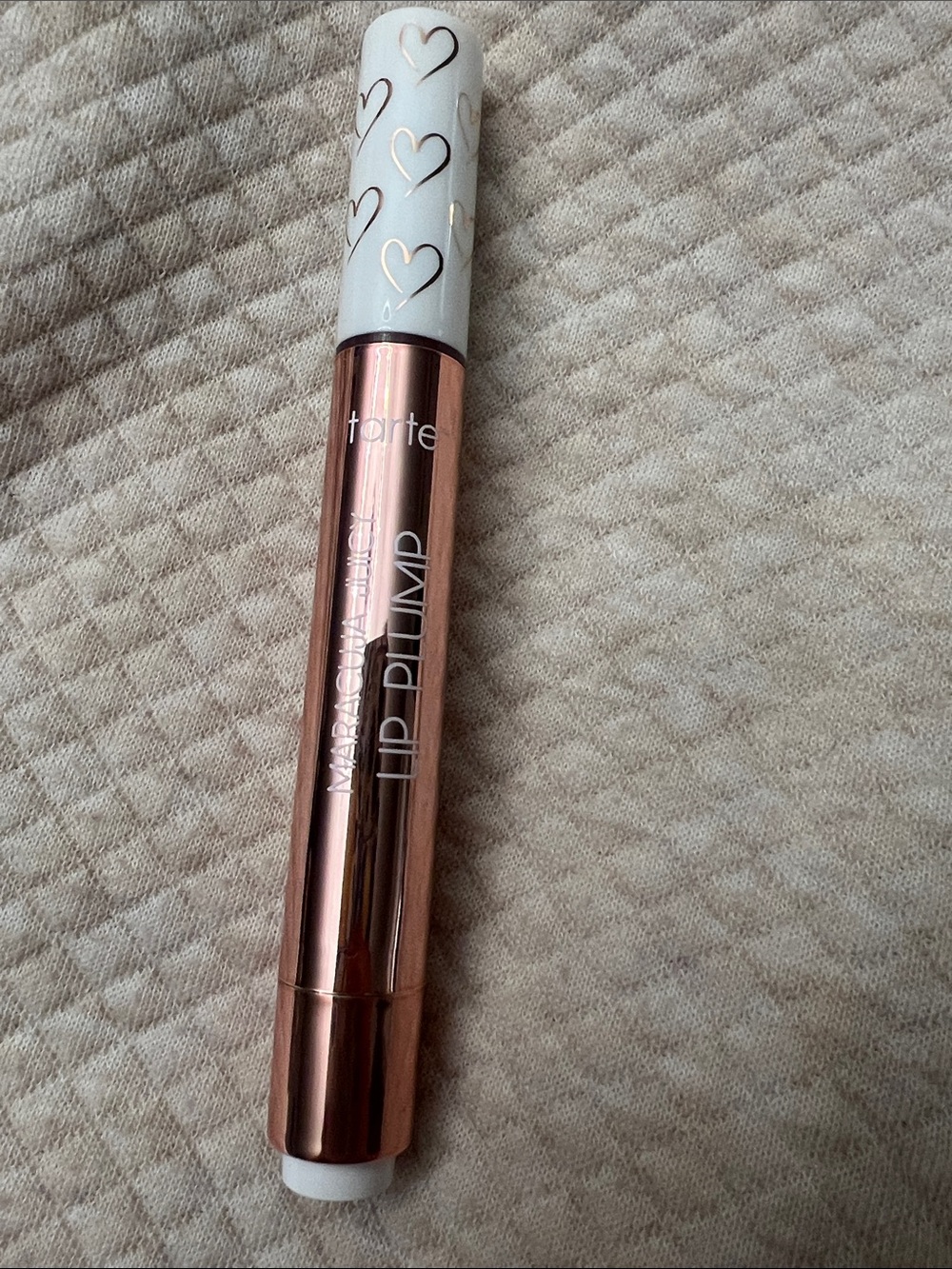 Tarte Lip Plump Serum in color dragon fruit